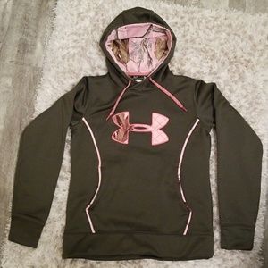 Women's Underarmour Hoodie